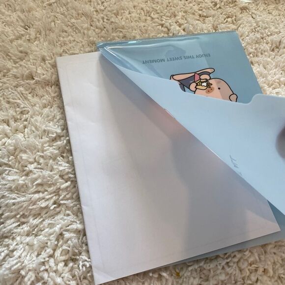 Cute Enjoy This Sweet Moment Animal Print Protective Folder. Sealed on 2 Sides. - Picture 9 of 11